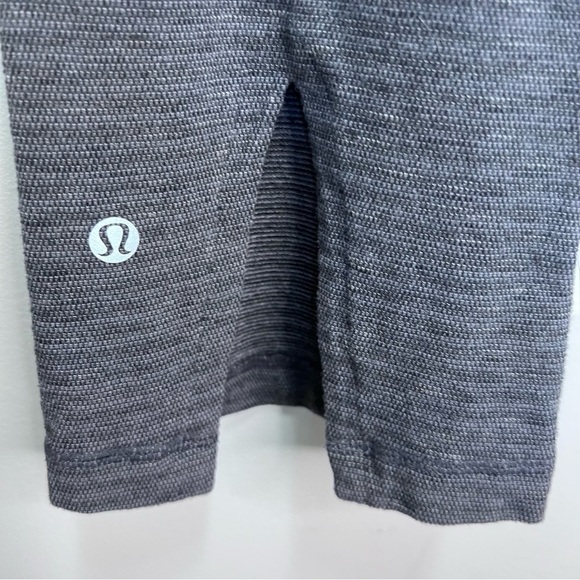 Lululemon Grey Flare Capri Pants Size 2 - Picture 8 of 11